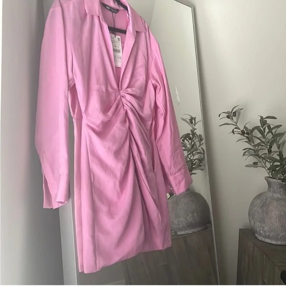 Zara long sleeves pink v neck mini dress — collared blazer style ruched detail - Picture 9 of 10